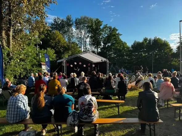 160. rocznica urodzin Elizabeth von Arnim – koncert nad jeziorem Stolsko