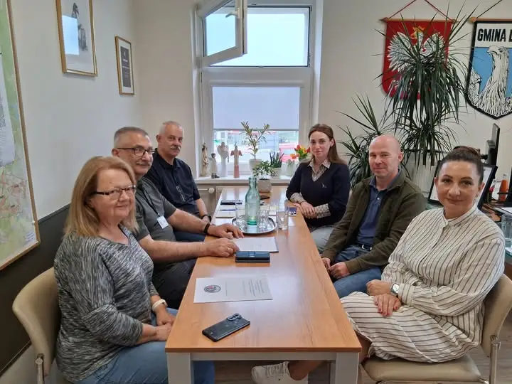 Gmina Dobra planuje gruzowisko treningowe dla psów ratowniczych