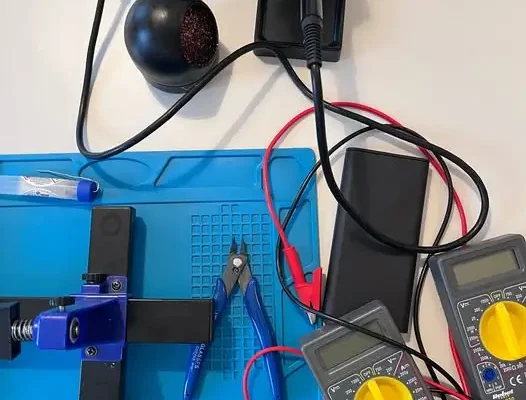 Ruszają zajęcia z lutowania i elektroniki w Szczecinie