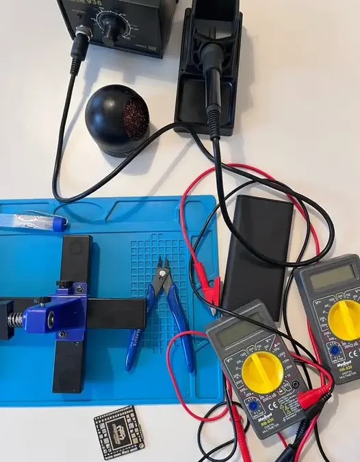 Ruszają zajęcia z lutowania i elektroniki w Szczecinie