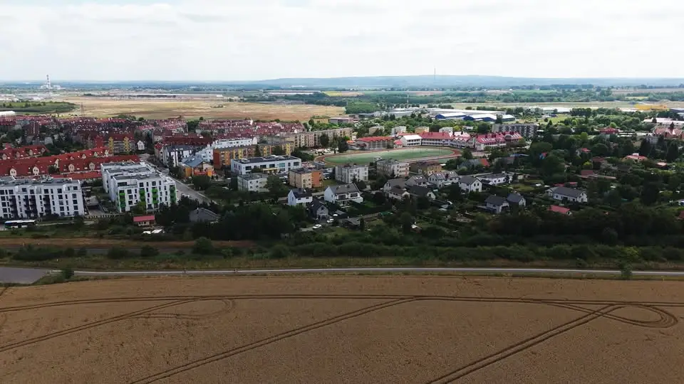 Kołbaskowo: rusza druga edycja ODZIEŻODZIELNI – zbiórka odzieży dla potrzebujących
