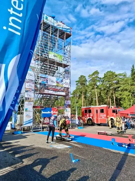 Strażacy ze Szczecina-Śmierdnicy na podium wojewódzkich zawodów w Jarosławcu