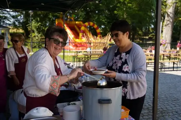 Święto Pieczonego Ziemniaka w Ostoi – 60 kg ziemniaków, 125 poszukiwaczy skarbu i dwa koncerty
