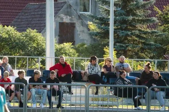 Sarmata Dobra: seniorzy na 2. miejscu, trampkarze liderem po kolejnych kolejkach
